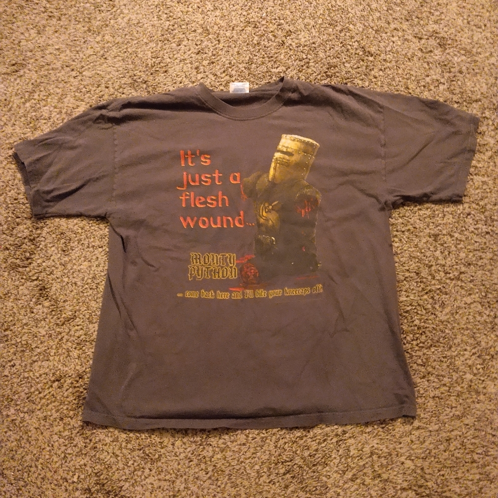 Monty Python t-shirt size XL